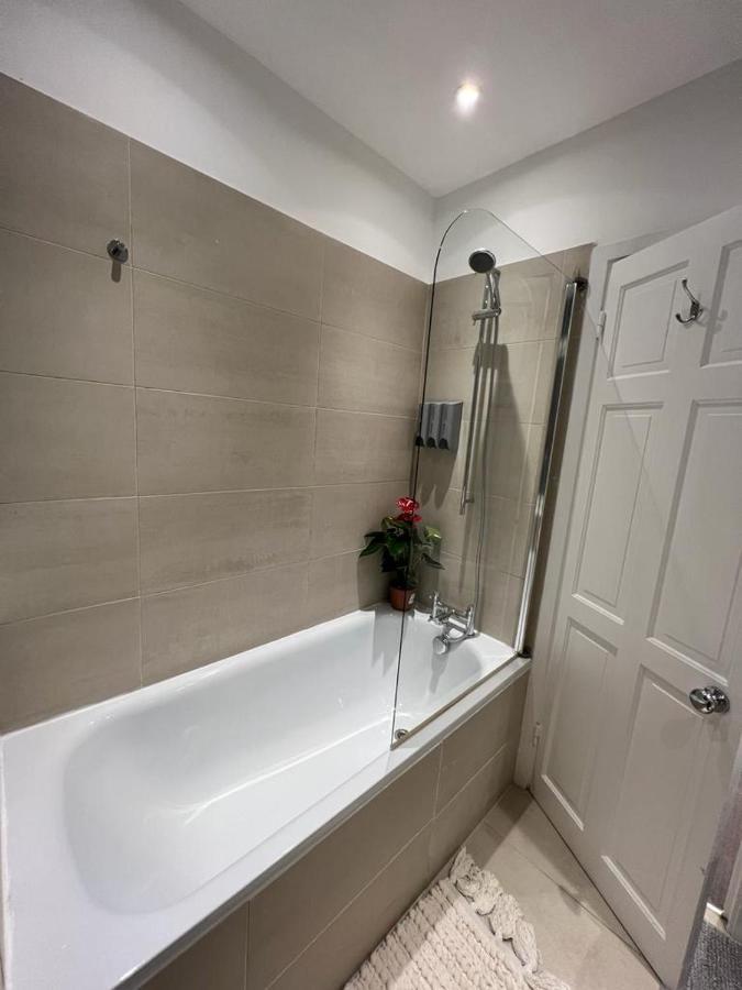 Chic Flat In Sw6 * Londra
